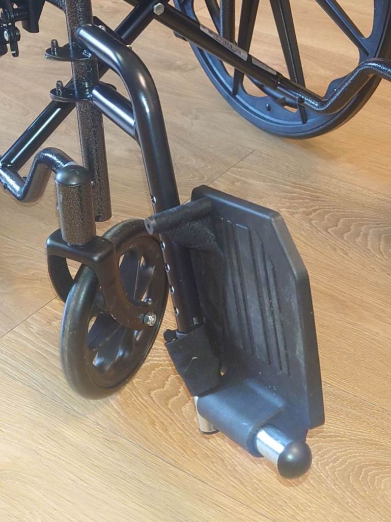 DRIVE DEVILBISS SPORT   WHEELCHAIR 