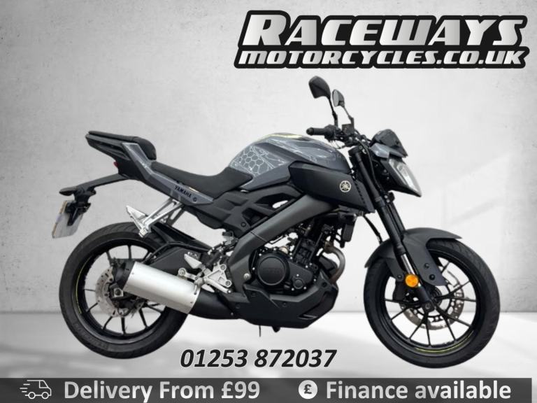 YAMAHA MT-125, 2017, GREY, JUST 6,870 MILES,