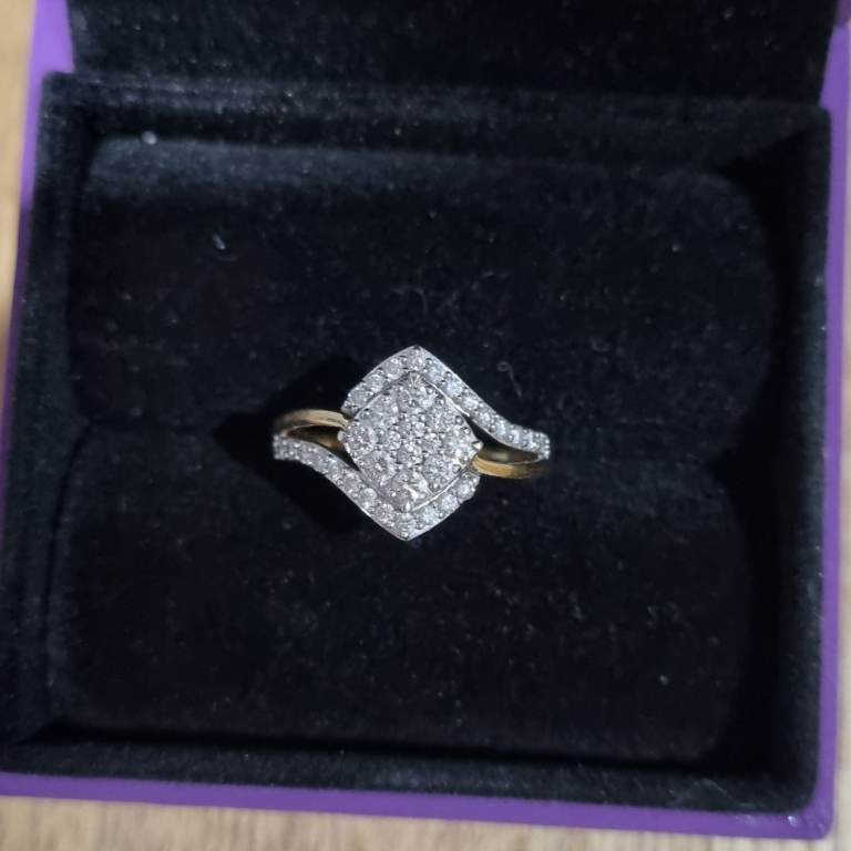 image for Gold 9ct Diamond cluster ring.  0.50ct. 