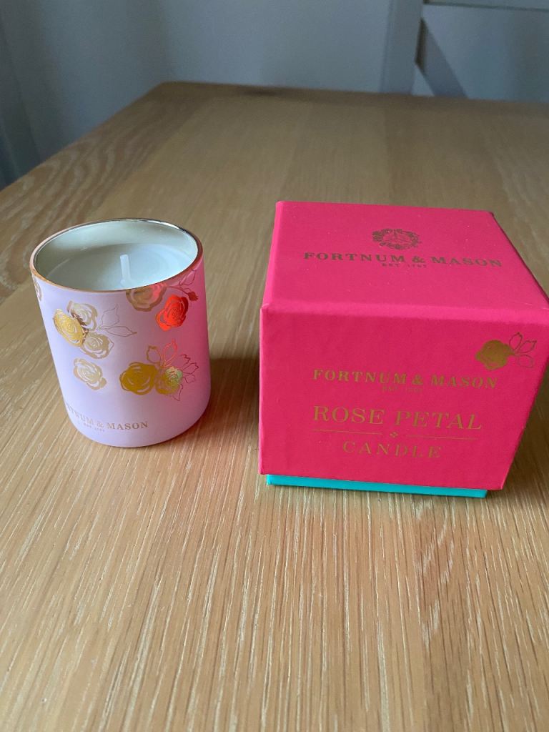 Fortnum and Mason Rose Petal Candle 