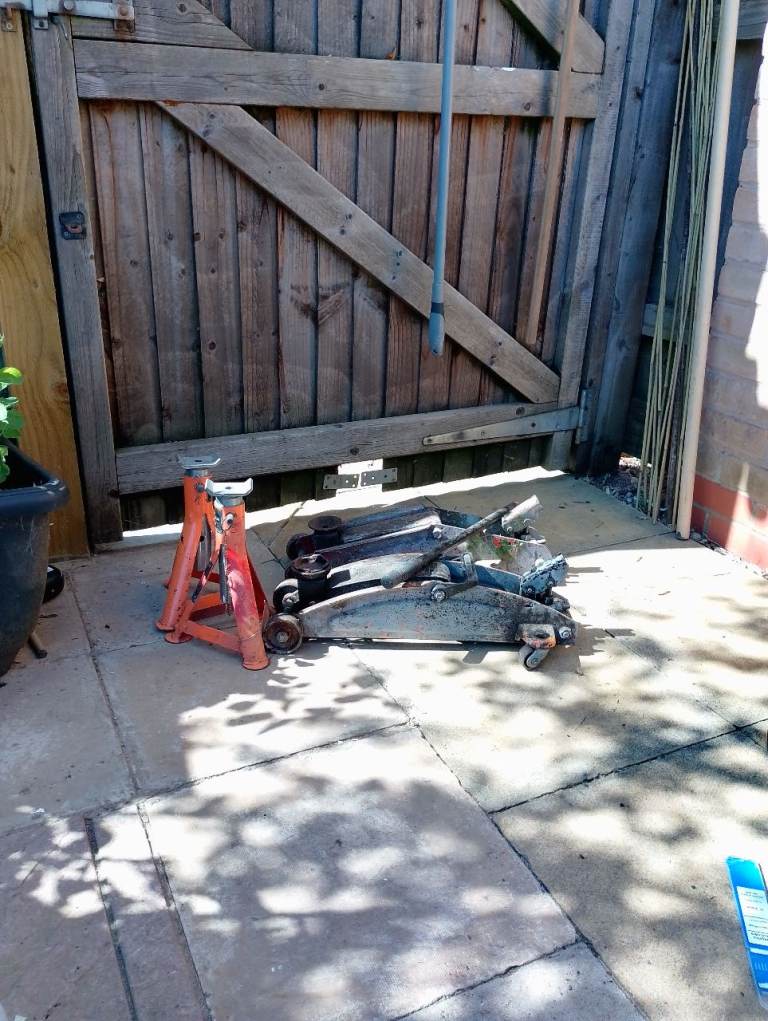 Trolley jacks and stands very used