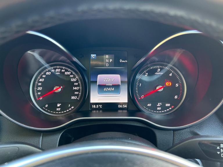 Mercedes-Benz, C CLASS, Saloon, 2018, Semi-Auto, 2143 (cc), 4 doors