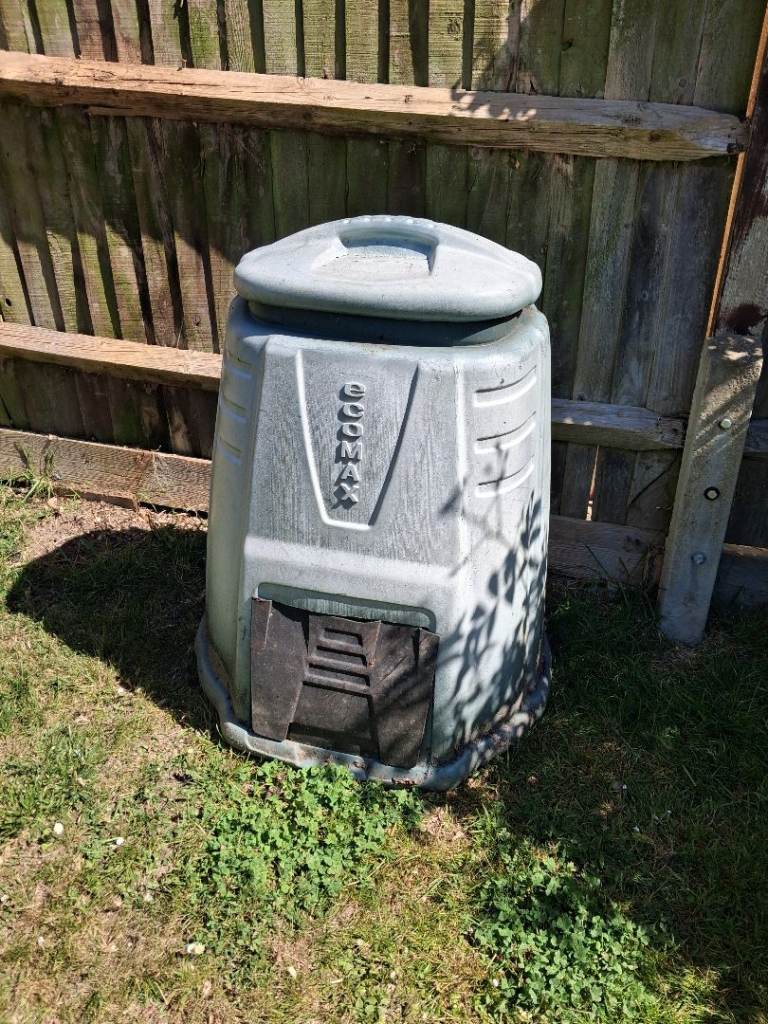 Garden composter