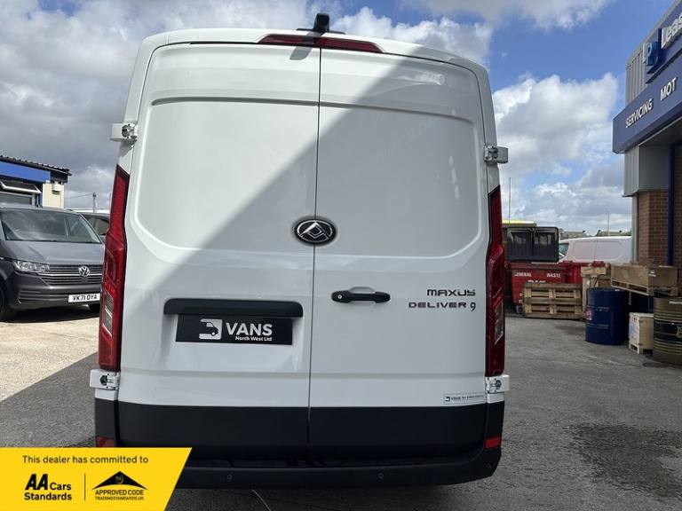 2025 Maxus Deliver 9 D20 LUX Panel Van Diesel Manual