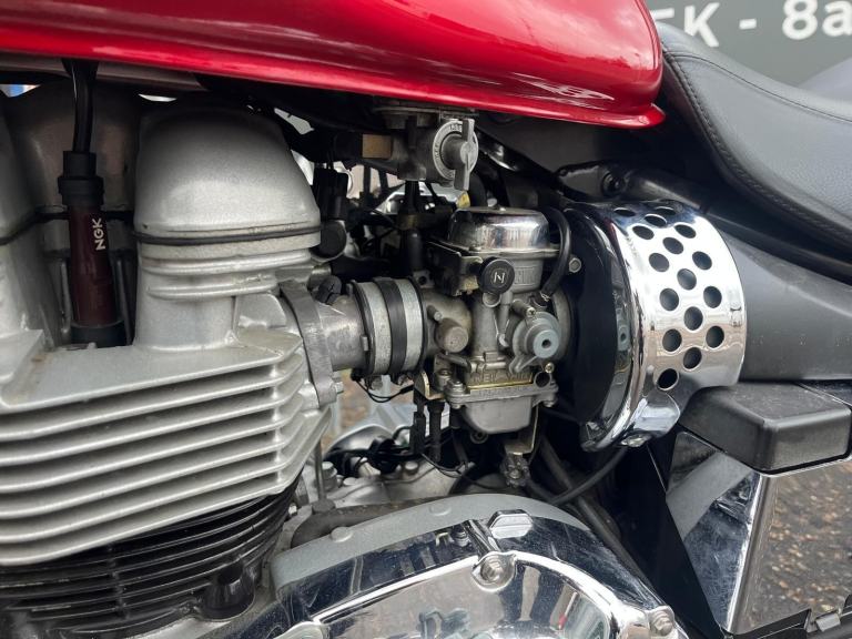 2004 Triumph Bonneville America 790cc British Twin Classic Cruiser Motorcycle