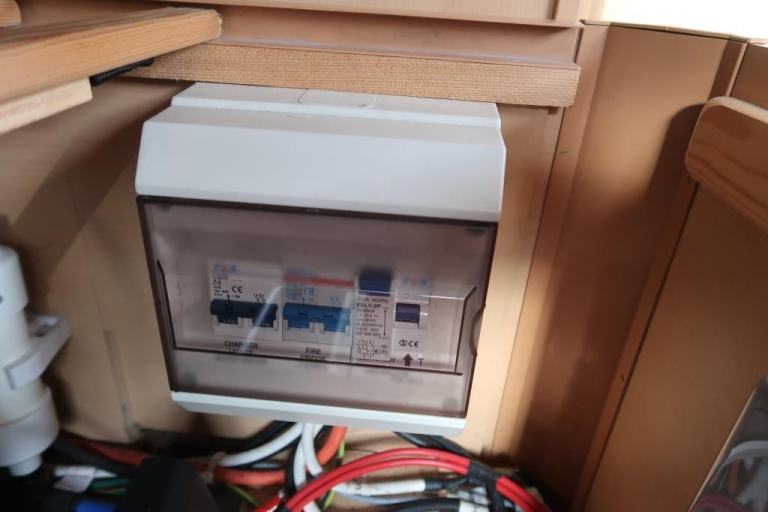 2005 COACHMAN Amara 450/2 