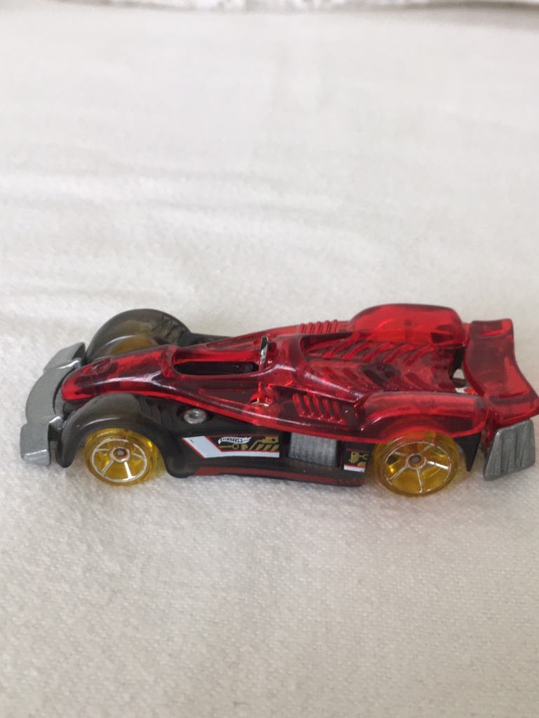 Hot Wheels Road Rocket 1:64 Scale Diecast Model Toy Car 1995
