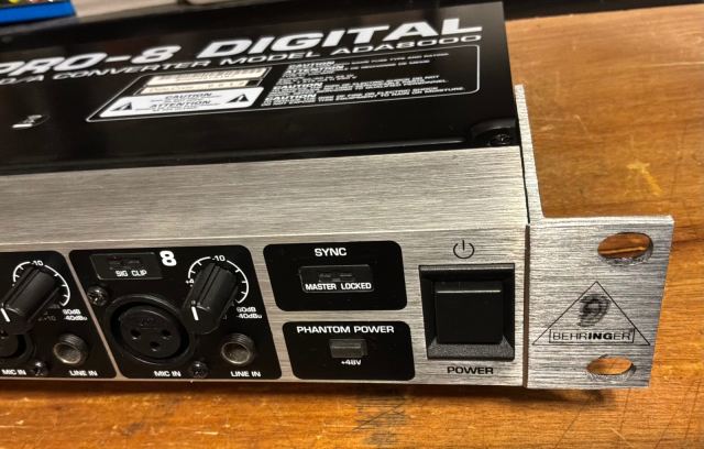 Behringer ADA8000 (Ultragain Pro-8 Digital) Microphone/Line Preamp
