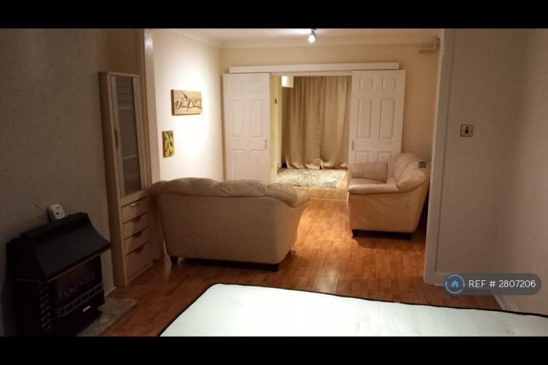 1 bedroom house in Rydal Crescent, Perivale, UB6 (1 bed) (#2807206)