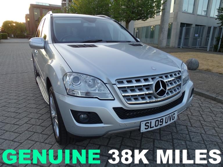 2009/09 MERCEDES-BENZ ML320 CDI SPORT 7G-TRONIC ++ GENUINE 38K MILES ++ FMBSH ++