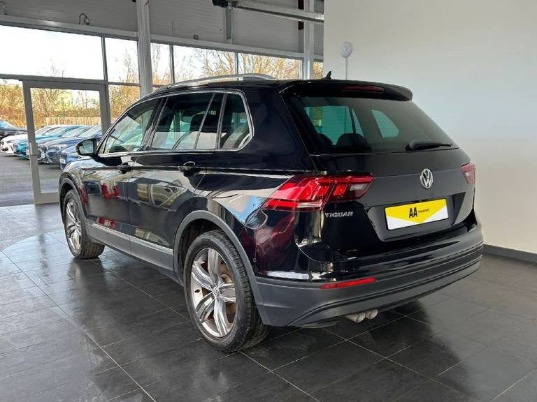 2019 Volkswagen Tiguan 2.0 TDI Match SUV 5dr Diesel Manual Euro 6 (s/s) (150 ps) 2 FORMER OWNERS ...