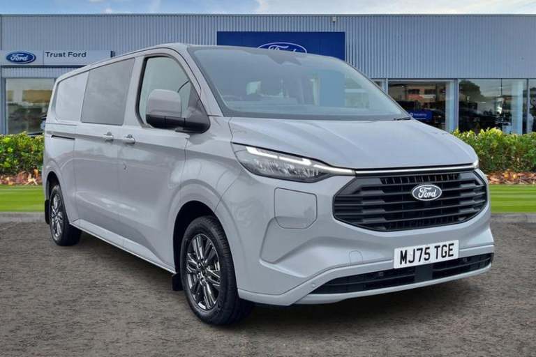 2025 Ford Transit Custom 2.5 PHEV 232ps H1 Double Cab Van Limited Auto PANEL VAN PETROL/ELECTRIC ...