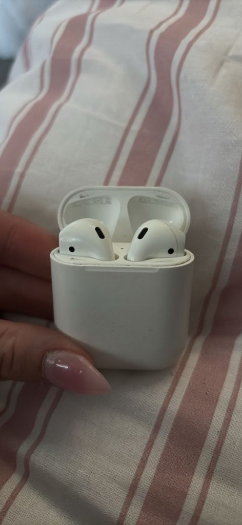 airpods 