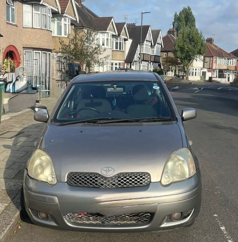 Toyota, YARIS, Hatchback, 2005, Manual, 998 (cc), 3 doors