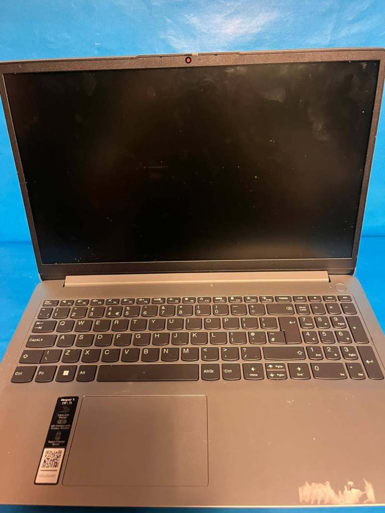 [broken selling for spares and repairs] Lenovo laptop