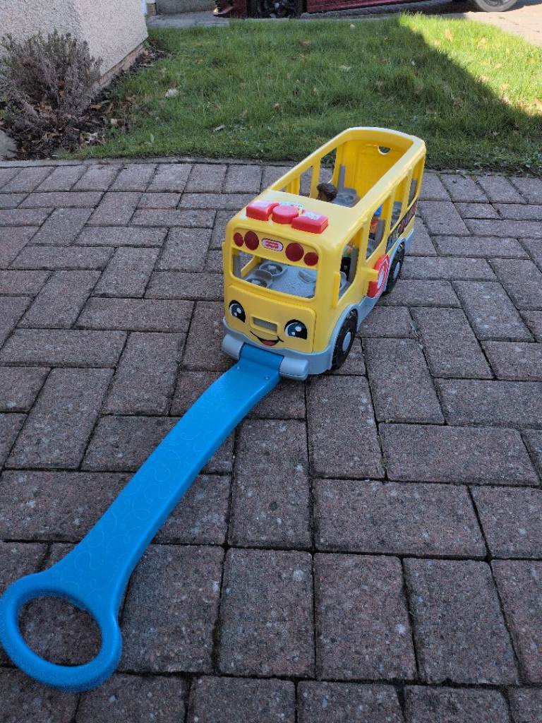 Fisher-Price Little People Toy Big Yellow School Bus