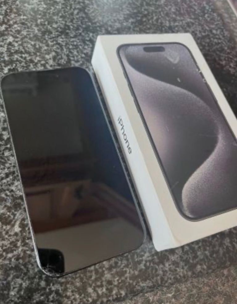 Apple iPhone 15 pro 