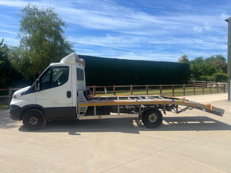 IVECO DAILY 2.3 TD 11V 35S 3000 2016
