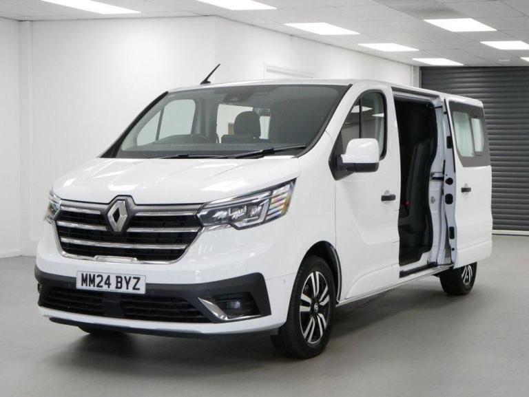 2024 RENAULT TRAFIC 30 2.0 B/DCI 170 BHP LL LONG EXTRA SPORT AUTO 6 SEATER CREW