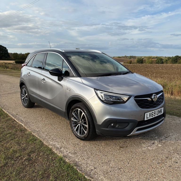 Vauxhall Crossland X Elite NAV 1.5 Diesel Automatic | 2019 | Full Service History | 2 Keys | NEW MOT