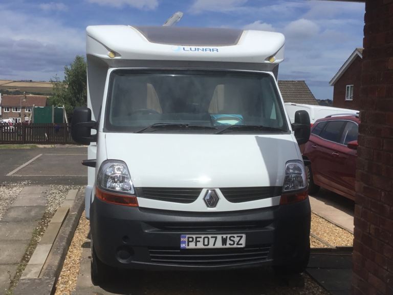 Motor home.   Lunar Premier H622 2007 