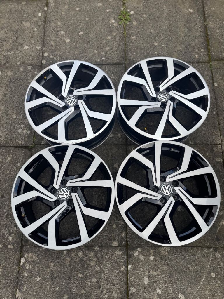 Genuine Volkswagen VW Golf GTI GTD 19” Brescia Alloy Wheels Diamond Cut Set of 4