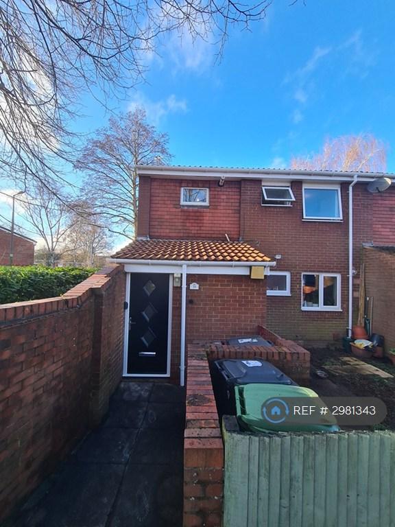 2 bedroom flat in The Glade, Wolverhampton, WV8 (2 bed) (#2981343)