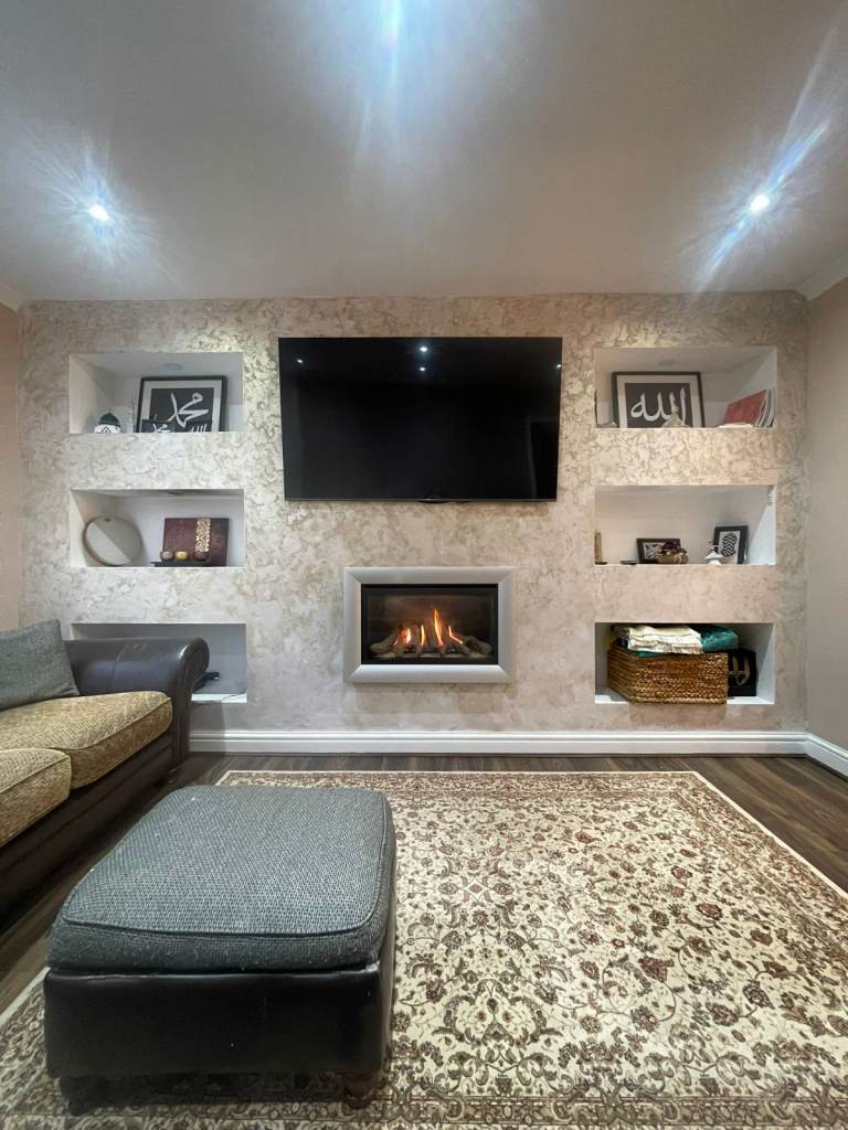 Charming and modern three-bedroom semi-detached home