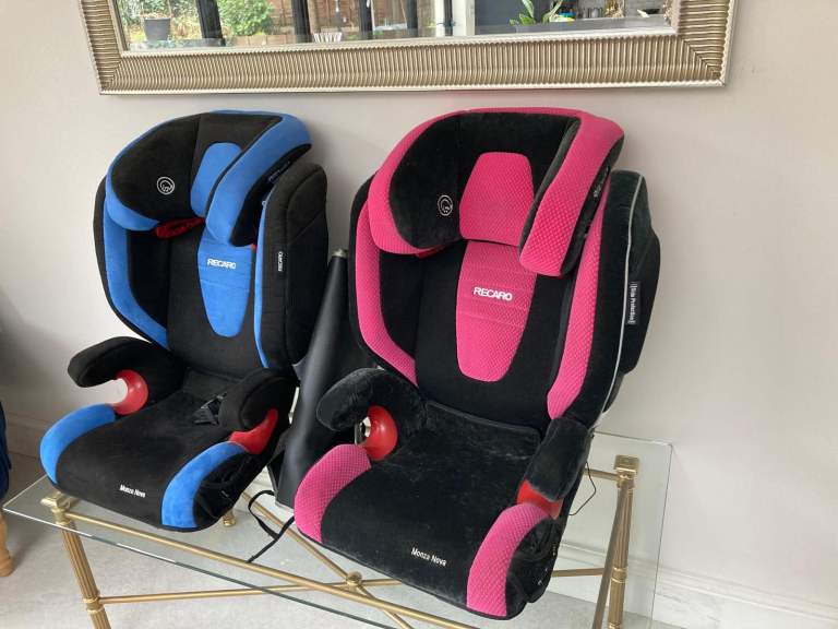 SOLD - Recaro Child /toddler adjustable size car seat 