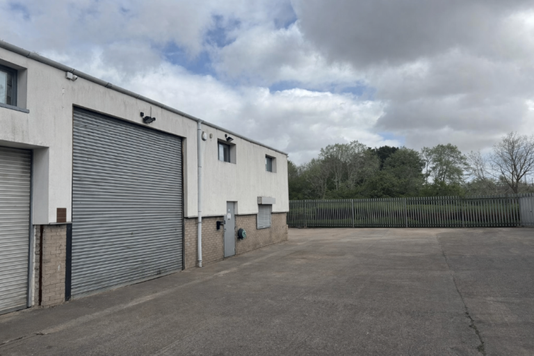 Warehouse Unit, Yard and Offices