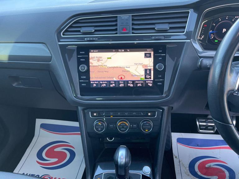 2020 Volkswagen Tiguan 1.5 TSI EVO R-Line Tech DSG Euro 6 (s/s) 5dr ESTATE Petrol Automatic