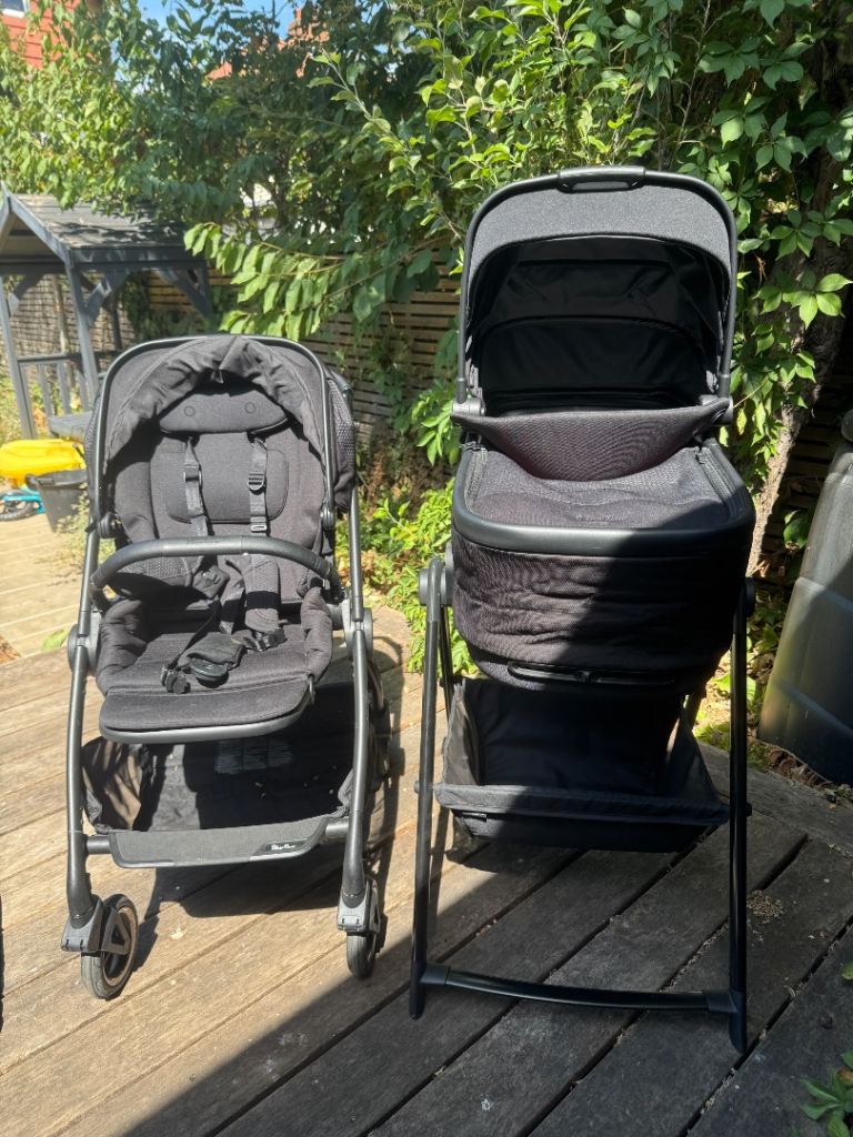 Silver Cross Dune Pushchair, Carrycot, and Stand