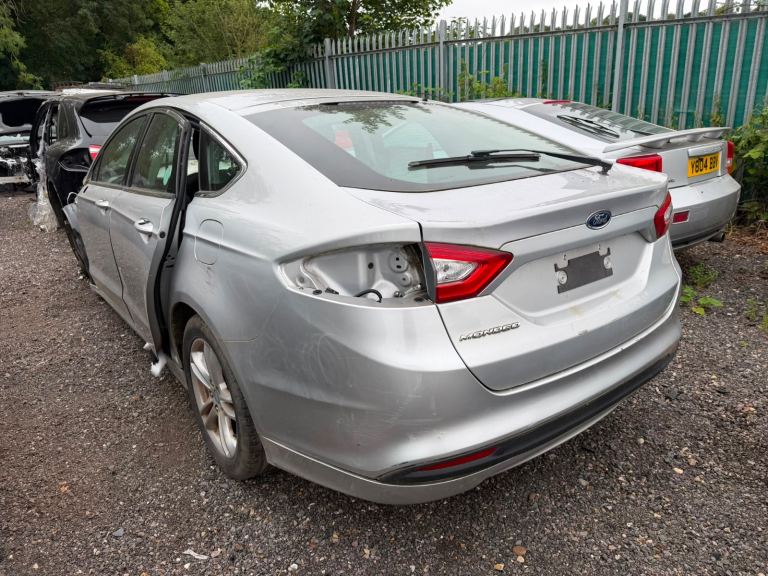 2017 FORD MONDEO BREAKING SPARES PARTS 