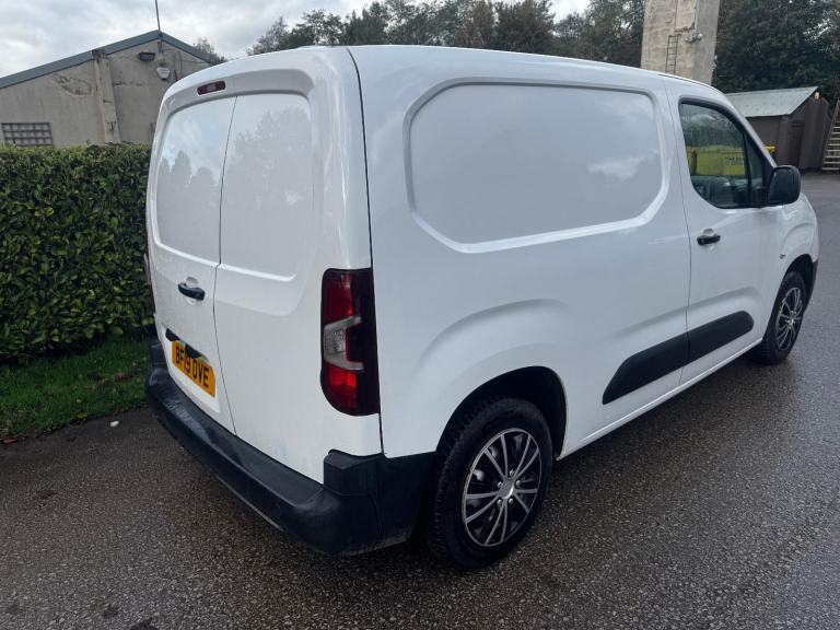 Vauxhall COMBO 2000 EDITION 79k Basic Stealth Camper