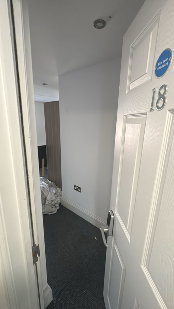 Spacious and big double Ensuite room available in CV1 2BS