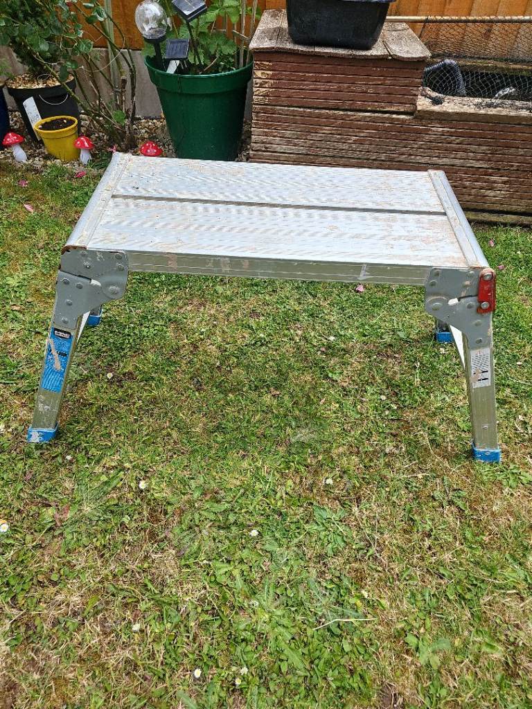 Hop up work platform.