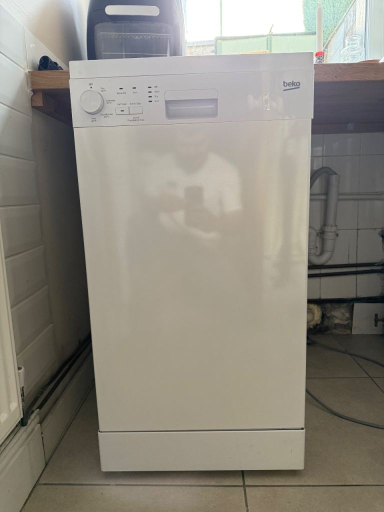 Beko Slimline Dishwasher