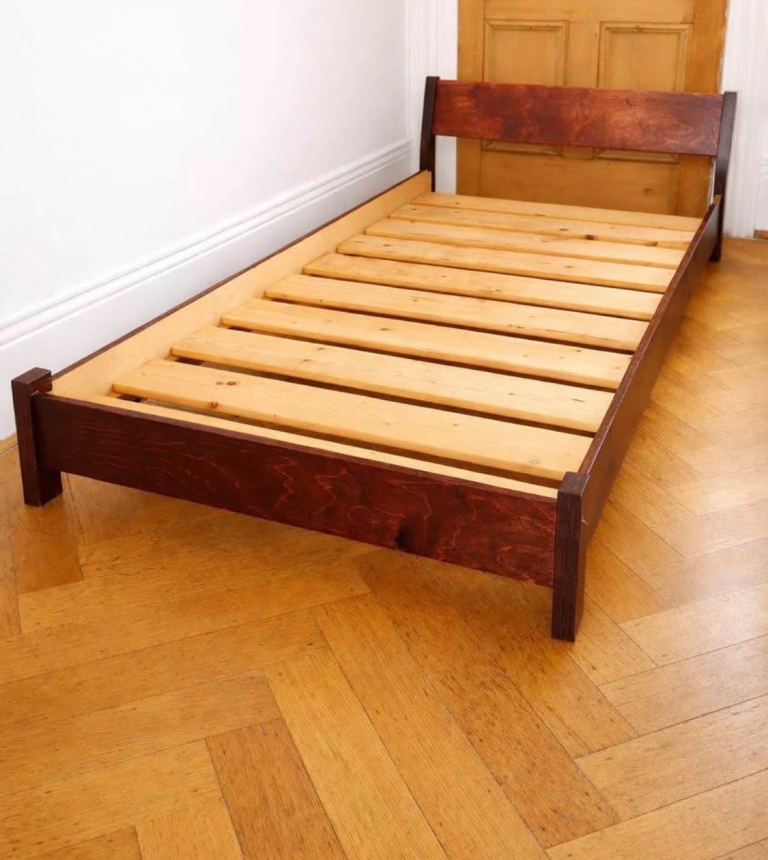 Single bed frame 90 cm x 190 cm