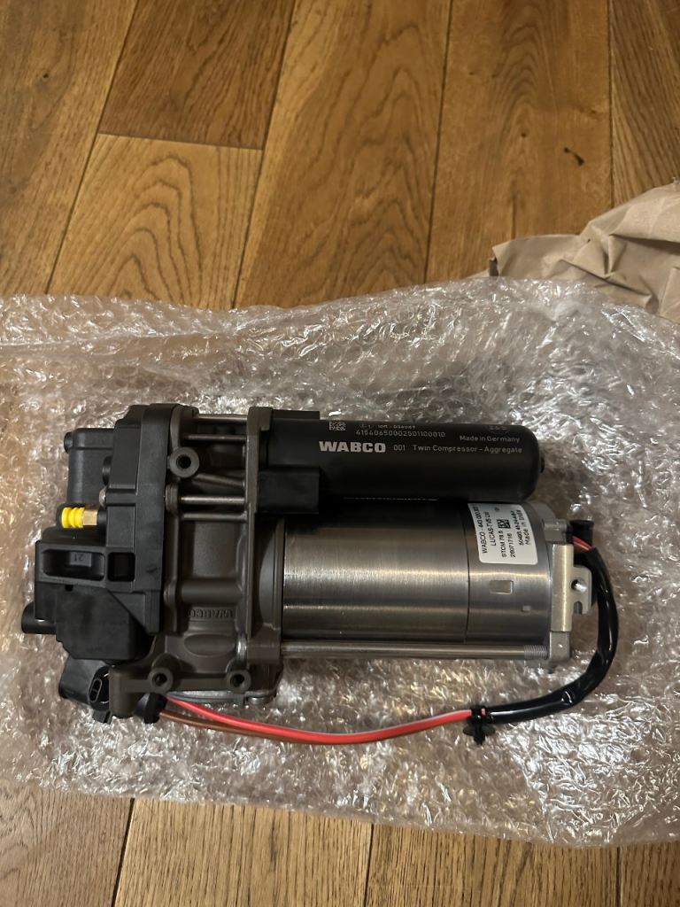 WABCO Air Suspension Compressor 