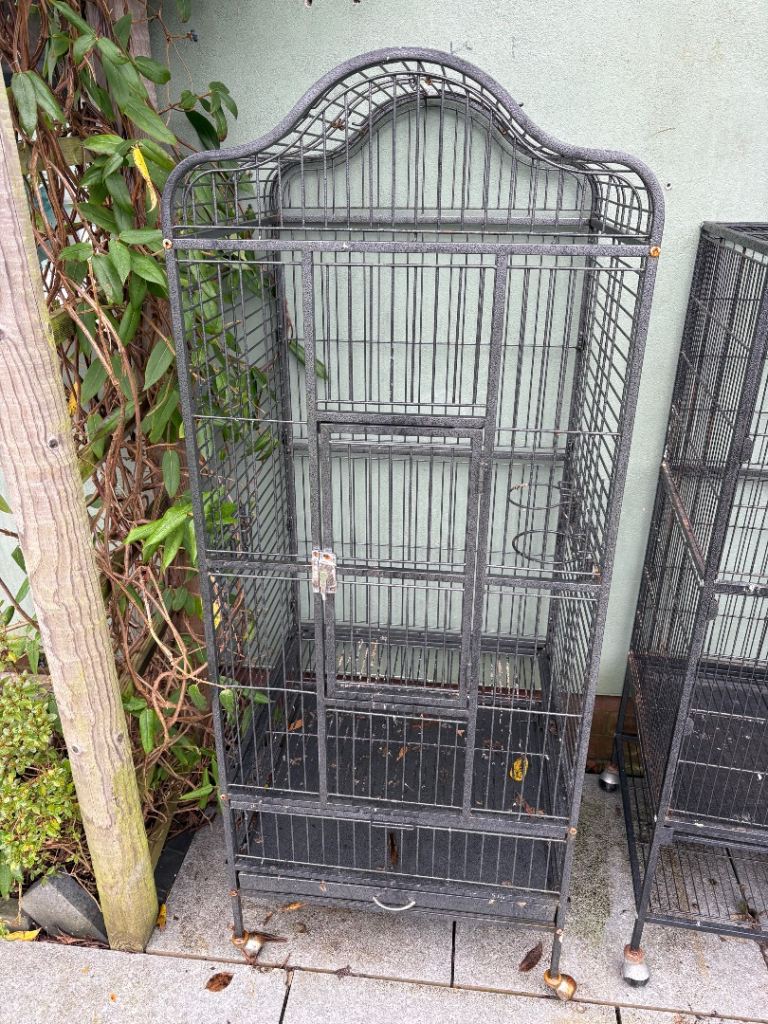 Parrot cage (large) 