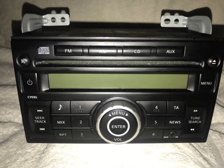 Nissan CY93G Car Stereo Head Unit – CD, FM/AM, AUX