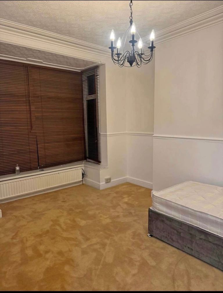 Private Room Available to Rent