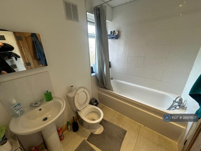 4 bedroom house in Halsway, Hayes, UB3 (4 bed) (#2697607)