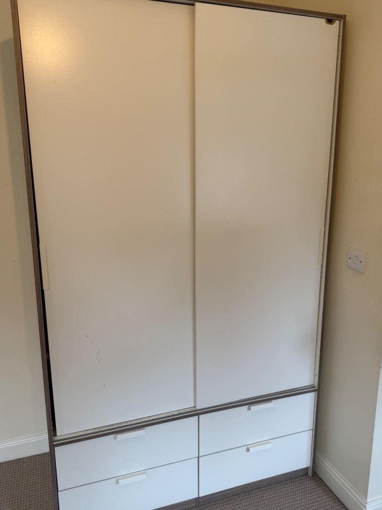 Free double wardrobe woodville