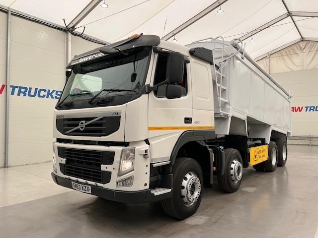 Volvo FM 450 8x4 Sleeper Cab Tipper