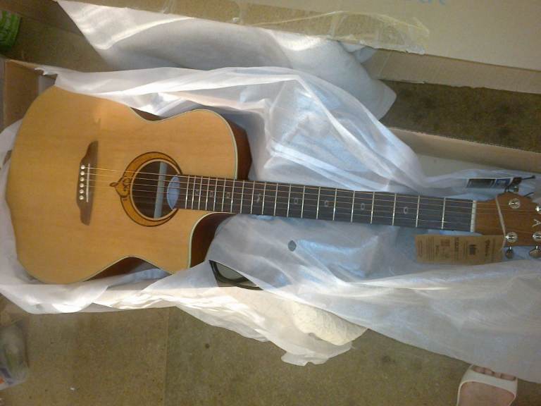 NEW Boxed LUNA Song GC Electro Acoustic Guitar 6 String USB Out B Band Pre Amp 