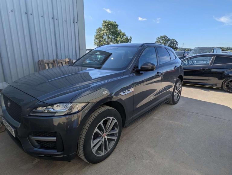 2017 Jaguar F-Pace 2.0 F-PACE R-Sport AWD D Auto 4WD 5dr SUV Diesel Automatic