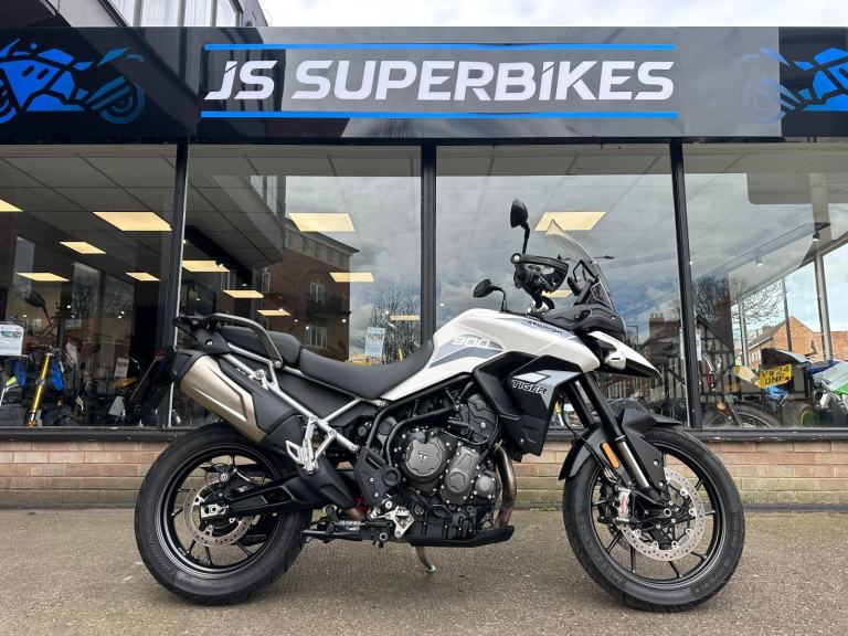 TRIUMPH TIGER 900 GT PRO 2023 - 8740 MILES - VERY CLEAN EXAMPLE