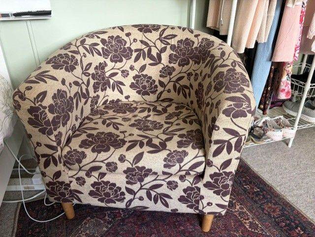 Tub Chair - FREE