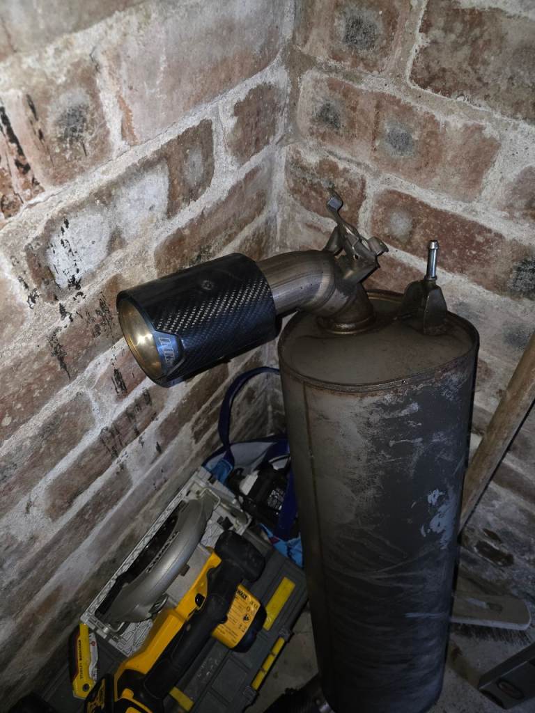 M140 standar back box with carbon m sport tips 